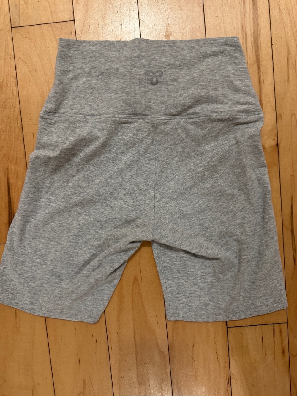 TNA shorts size S